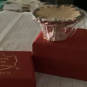 Royal Gem Collection stamped Royal in original satin lined box .